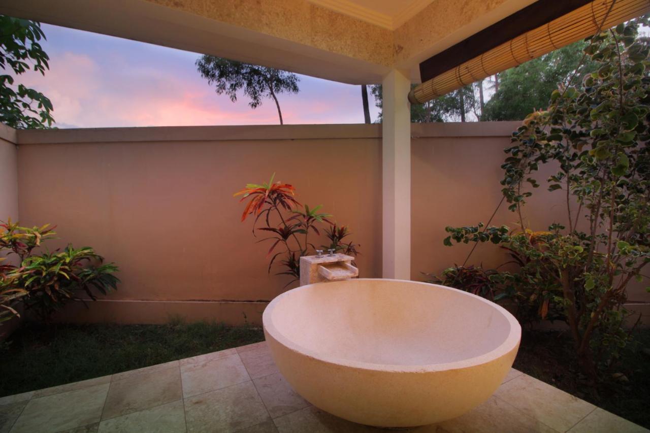 Lombok Sunset Bay Resort Sekotong Ngoại thất bức ảnh